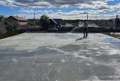 Casă cu Teren 1456 Mp în Central - 3