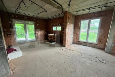 Casă cu 4 camere cu Teren 1000 Mp în Central - 8