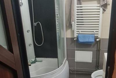Apartament cu 3 camere decomandat în Titan - 2