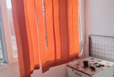 Garsonieră decomandată în Central - 7