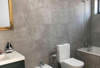 Casă cu 5 camere cu Teren 510 Mp în Malu Mare - 9