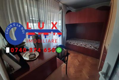 Apartament cu 3 camere decomandat în Piața Nouă - 5