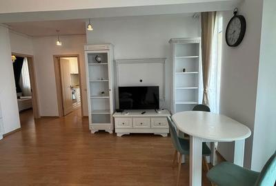 Apartament cu 3 camere în Central - 11