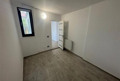 Spațiu comercial, de 40 mp, în Nord - 10