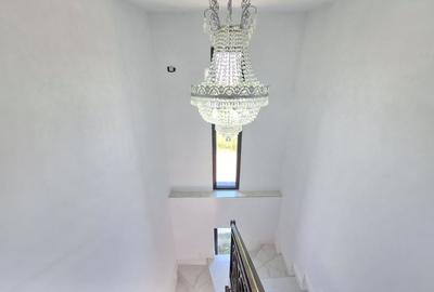 Casa cu gradina proprie - Strada Smaraldului Domnesti - 18