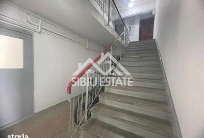 Garsonieră decomandată în Central - 9