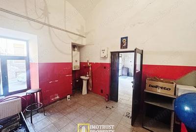 Spațiu comercial, de 100 mp, în Boul Roșu - 5