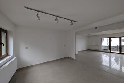 Apartament cu 3 camere decomandat, mobilat în Zorilor - 3