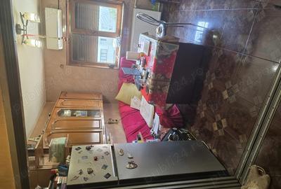 Particular , vand apartament 2 camere decomandate DRISTOR - 5