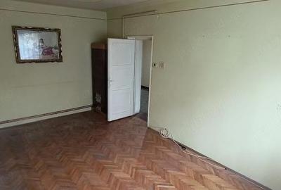 Apartament cu 2 camere decomandat în Central - 8