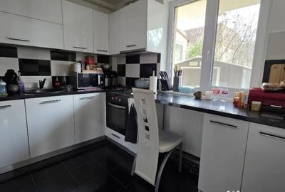 Casă cu 4 camere cu Teren 250 Mp în Central - 3