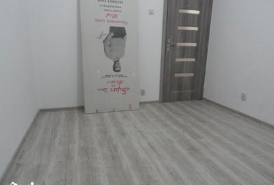 Apartament cu 3 camere în Micălaca - 2