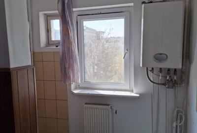 Apartament cu 3 camere decomandat în Popa Șapcă - 8
