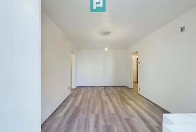 Apartament 3 camere pe str Hateg in Vlaicu - 2
