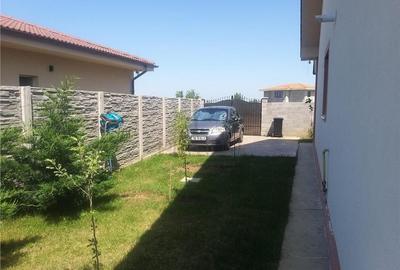 Duplex cu 3 camere cu Canalizare în Sânandrei - 1