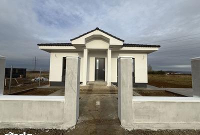 Casă cu 4 camere cu Teren 90 Mp în Oșorhei - 8