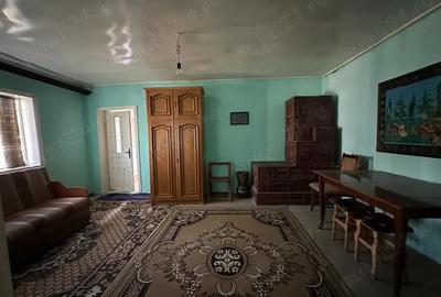 Casă cu 6 camere cu Teren 2000 Mp în Tătăranu - 1
