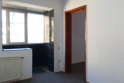 Apartament cu 5 camere semidecomandat în Unirii - 8