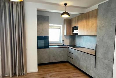 Apartament cu 2 camere, decomandat - zona Tractorul - 4