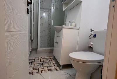 Garsonieră decomandată în Central - 2