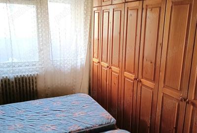 Vand ap. 3 camere + boxa si garaj - 1