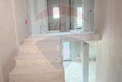Duplex cu 4 camere cu Teren 110 Mp în Periferie - 11
