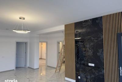 Casă cu 4 camere cu Teren 265 Mp în Malu Mare