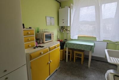 Apartament 4 camere, 2 bai, 70 mp - zona verde si linistita - 5