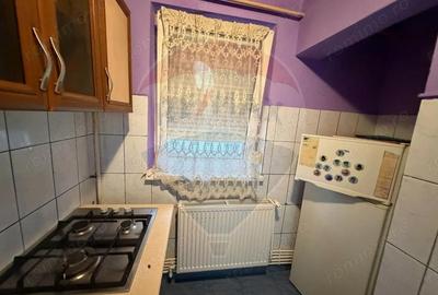 Apartament cu 3 camere decomandat în Sud - 7
