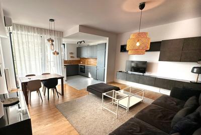 Apartament cu 3 camere decomandat, mobilat în Băneasa