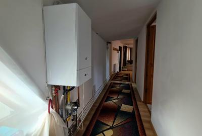 Apartament cu 4 camere decomandat, mobilat în Schei - 15