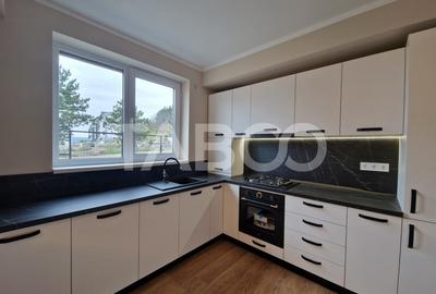 Apartament 2 camere decomandate 54 mp utili loc de parcare Cristian - 1
