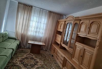 Inchiriez apartament Nufarul - 3