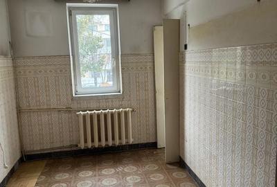 Apartament cu 3 camere decomandat în Tomis II - 2