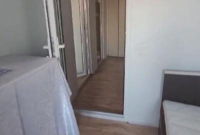 Apartament cu 3 camere semidecomandat în Murfatlar
