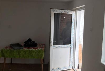 Casă cu 6 camere cu Teren 100 Mp în Caransebeș - 1