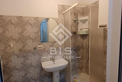 Casă cu 4 camere decomandat cu Teren 300 Mp în Independenței - 2