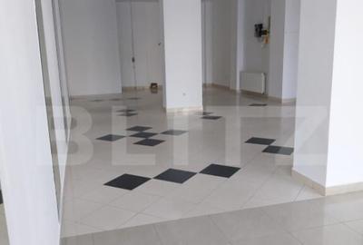 Spatiu comercial, 180 mp, parter, vitrina, zona Ultracentral - 1
