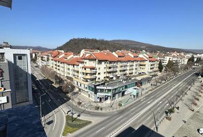 Apartament cu 2 camere decomandat în Central - 2