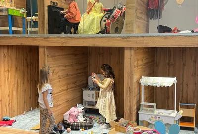 Spațiu comercial, de 85 mp, în Central - 7