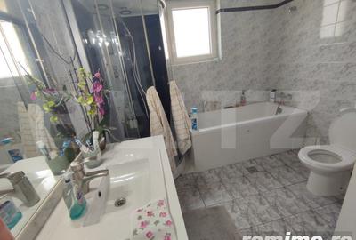 Casă cu 6 camere cu Teren 2000 Mp în Rădăuți - 8