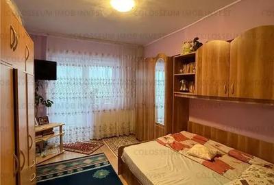 Apartament cu 3 camere decomandat în Uzina 2 - 12