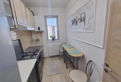 Garsonieră decomandată în Apărătorii Patriei - 3