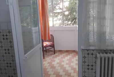 Apartament cu 2 camere decomandat în Călărași - 3