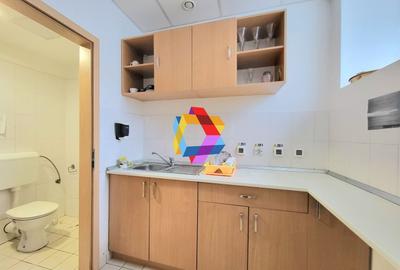 Spațiu comercial, de 201 mp, în Ultracentral - 8