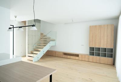 Casă cu 3 camere cu Canalizare în Tunari - 11