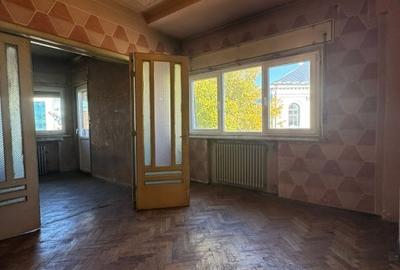 Apartament cu 4 camere în Unirii - 3