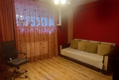 Vanzare apartament 3 camere, Titan,  Trapezului, bloc 2010, dec, 74mp utili, cen - 9