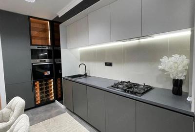 Garsonieră decomandată în Apărătorii Patriei