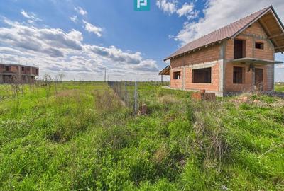 Casă la roșu, teren 600 mp, în Săcălaz - 2